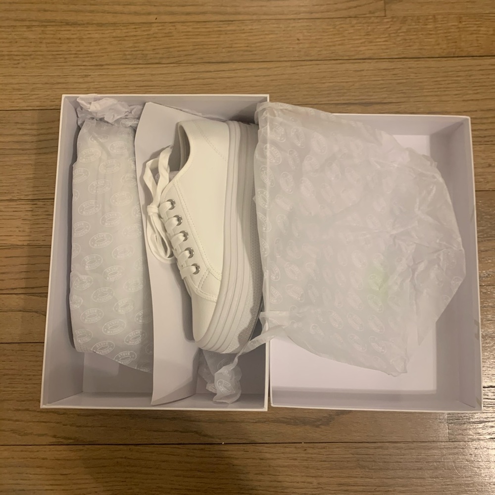Steve Madden Bobbi 30 White Platform Sneaker Sz 7